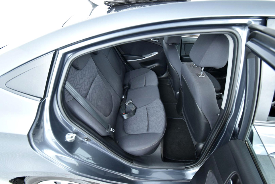 2013 HYUNDAI ACCENT 1.6 FLUID AT