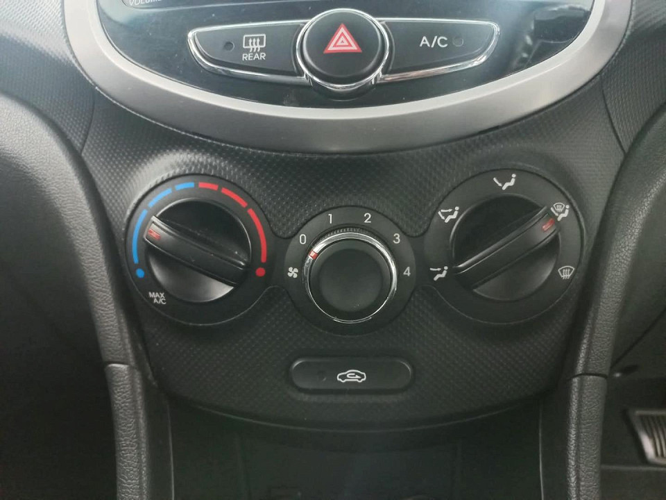 2013 HYUNDAI ACCENT 1.6 FLUID AT