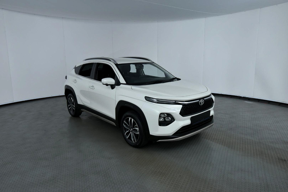 2025 TOYOTA STARLET CROSS 1.5 Xr
