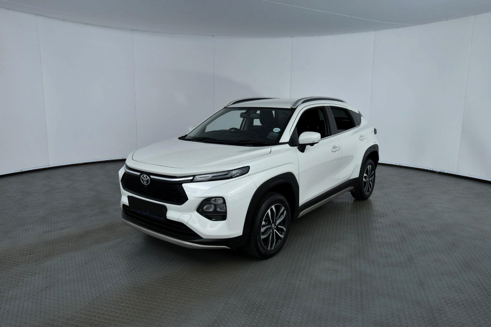 2025 TOYOTA STARLET CROSS 1.5 Xr