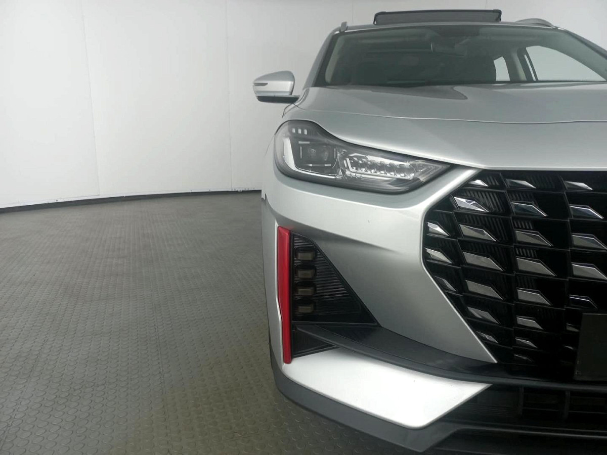 2025 JETOUR X70 PLUS 1.5T DELUXE