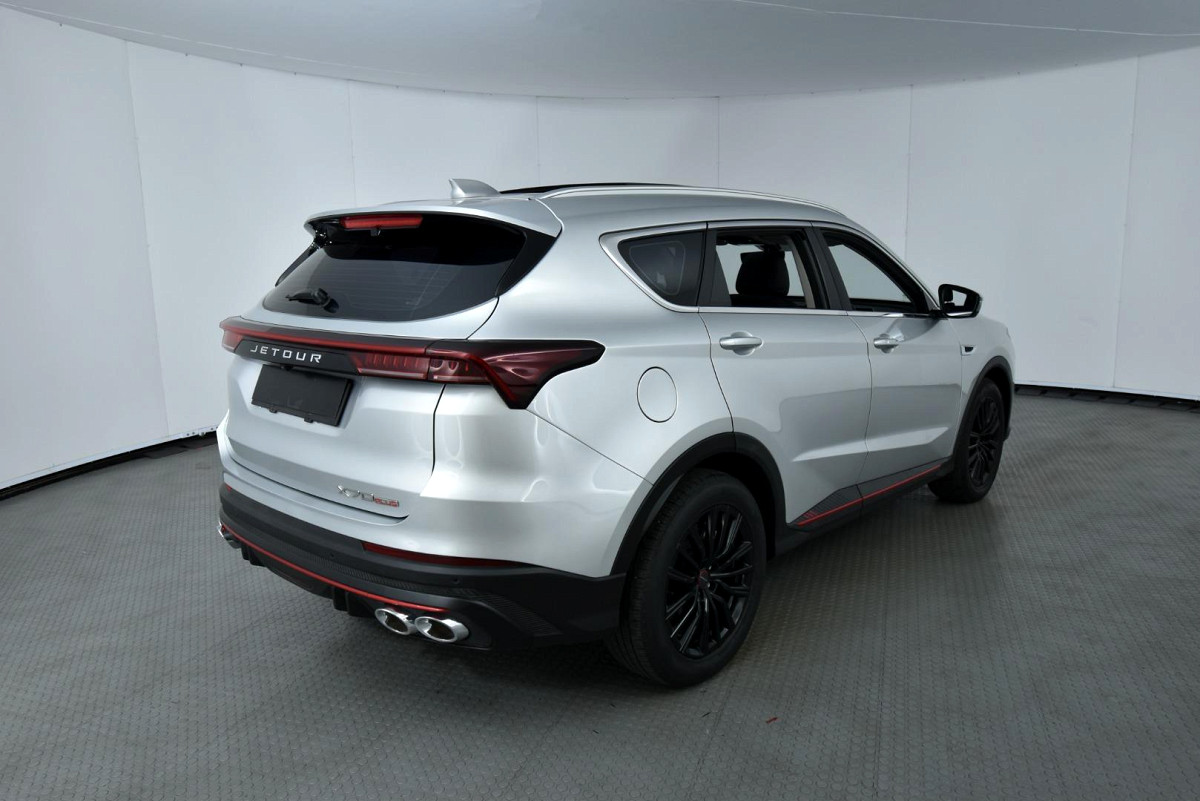 2025 JETOUR X70 PLUS 1.5T DELUXE