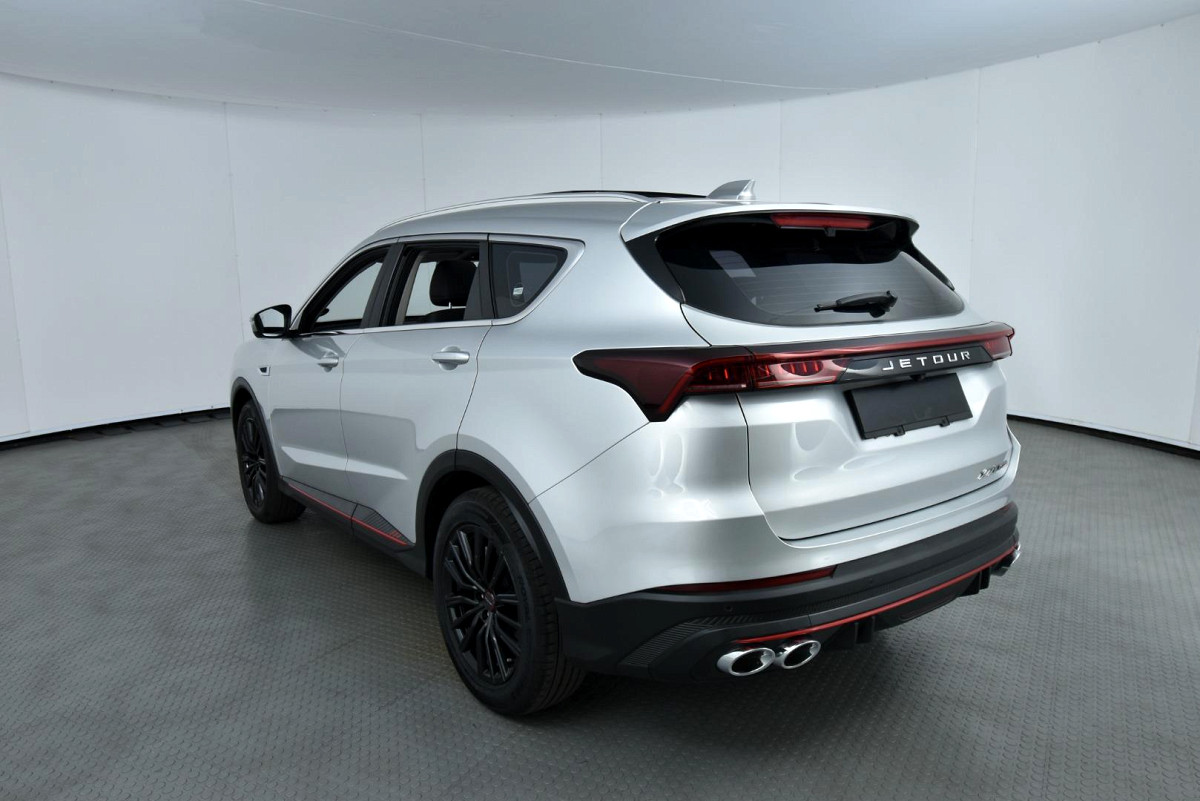 2025 JETOUR X70 PLUS 1.5T DELUXE