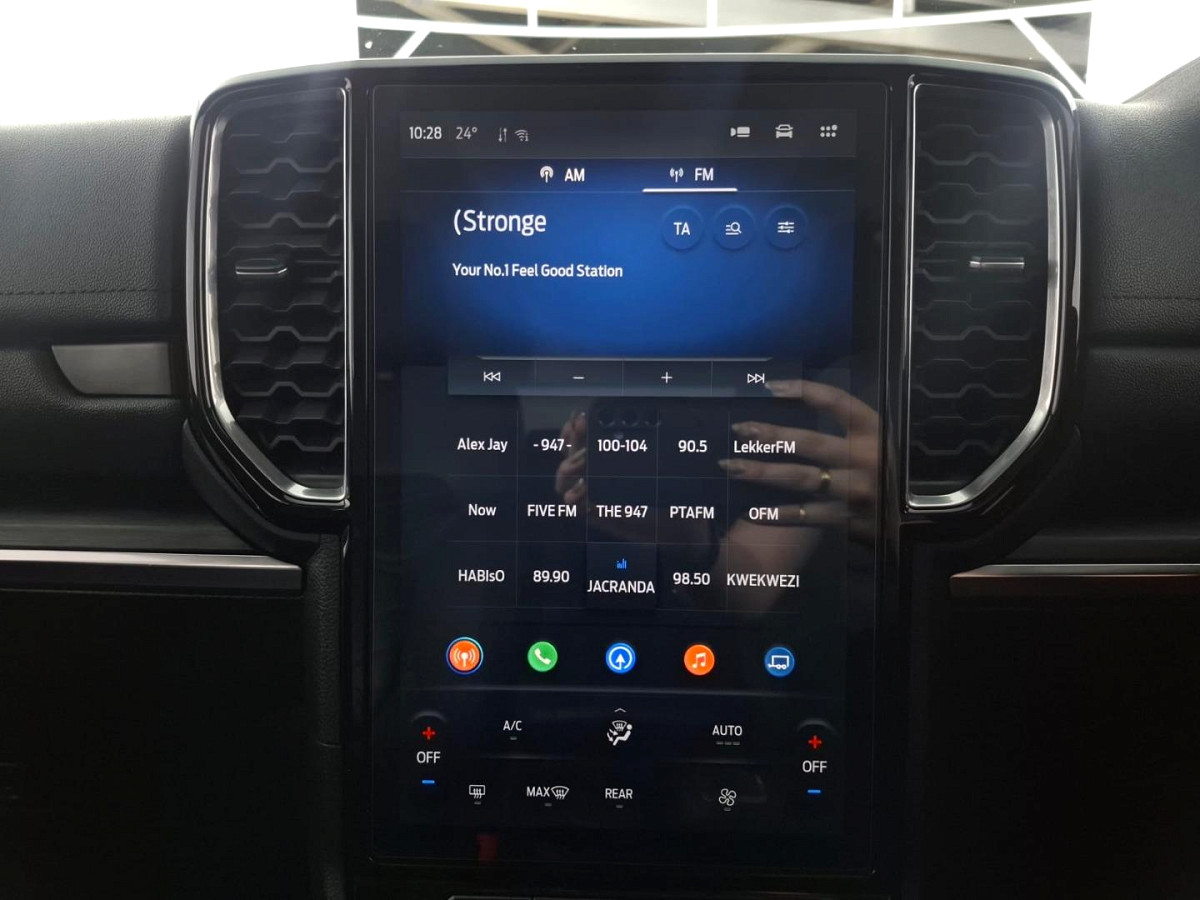 2023 FORD EVEREST 2.0 XLT BiT 4X2 AT