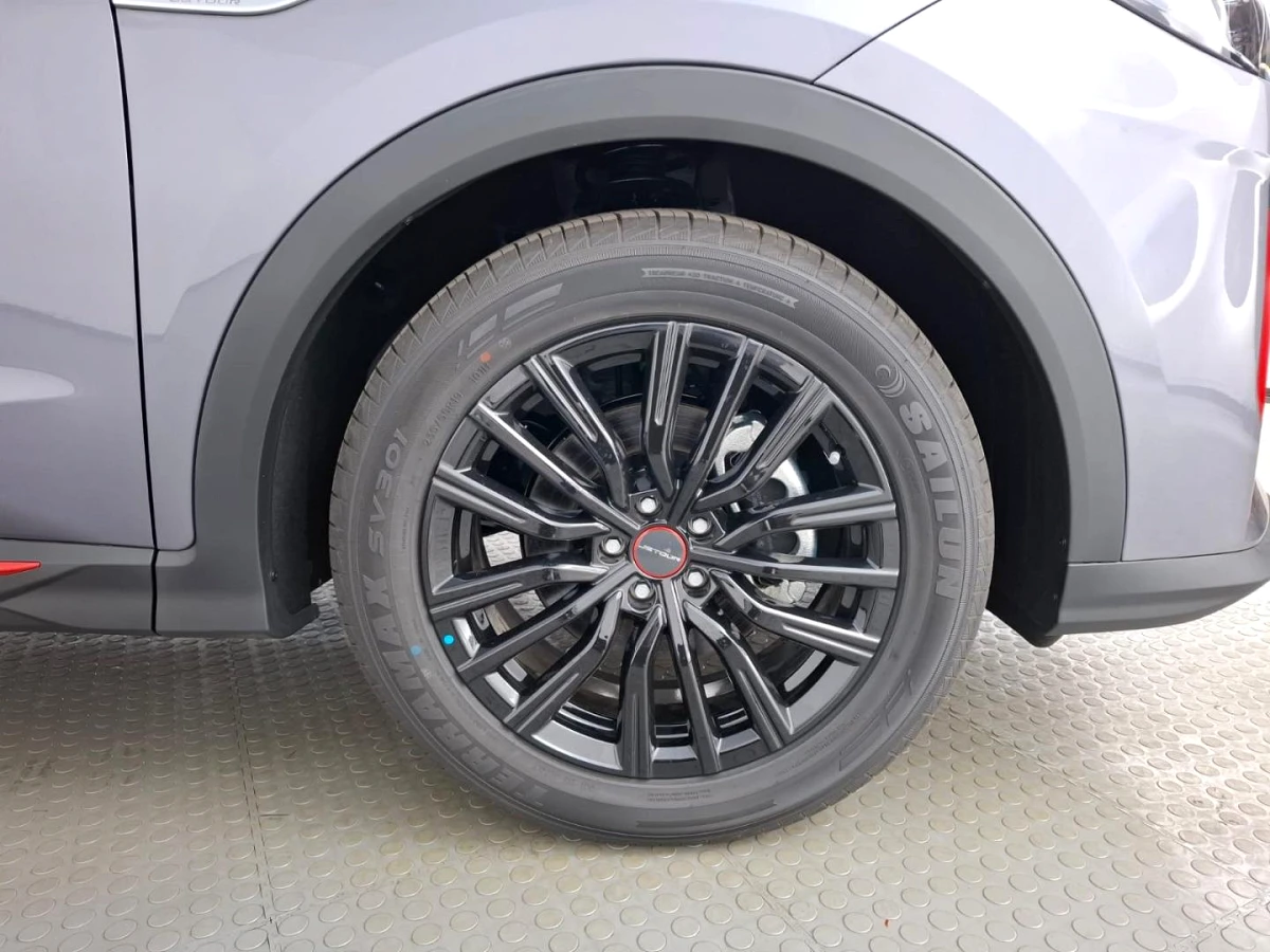 2025 JETOUR X70 PLUS 1.5T DELUXE