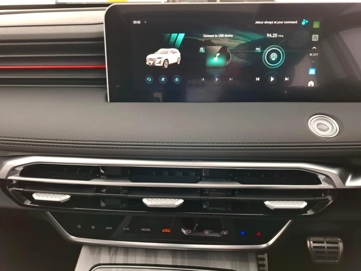 2025 JETOUR X70 PLUS 1.5T DELUXE
