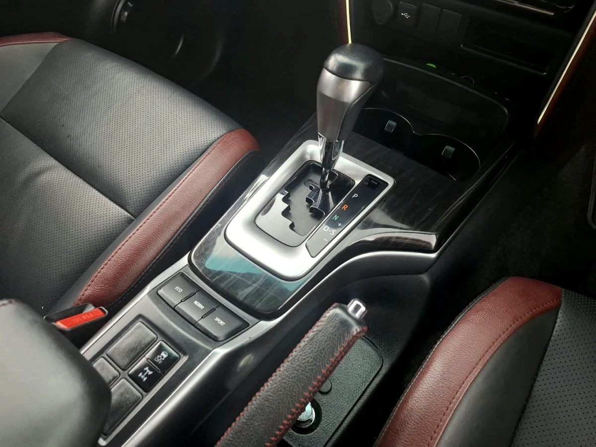 2025 TOYOTA FORTUNER 2.8 GD-6 RB AT