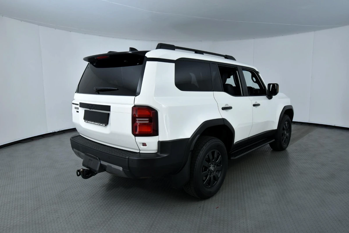 2025 TOYOTA LAND CRUISER PRADO 2.8 GD VX-R