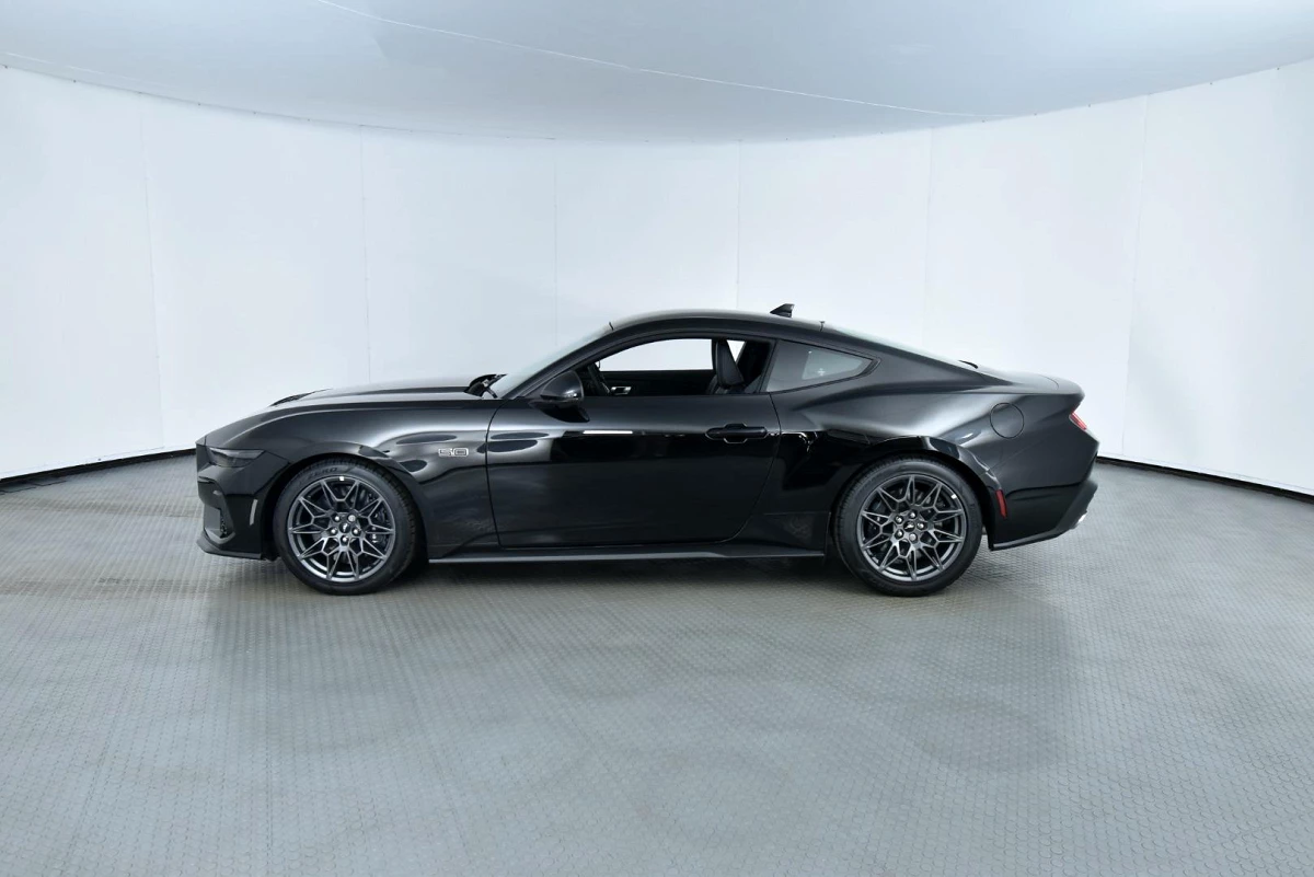 2026 FORD MUSTANG 5.0 GT FASTBACK AT