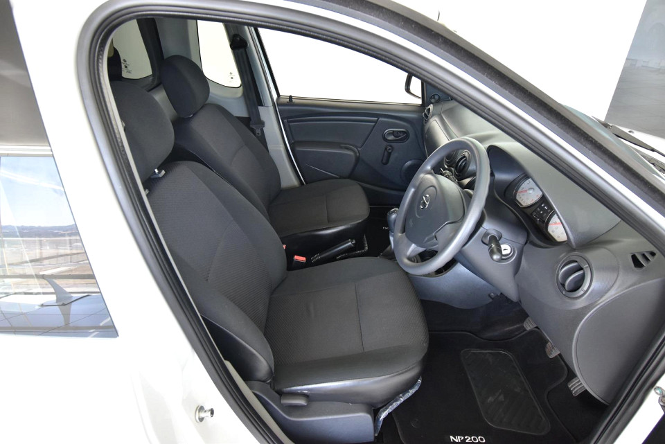 2020 NISSAN NP200 1.5 dCi AC SAFETY PACK