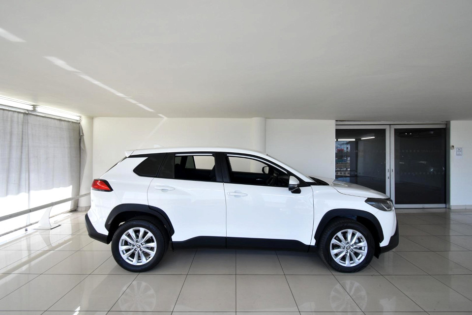 2023 TOYOTA COROLLA CROSS 1.8 Xi
