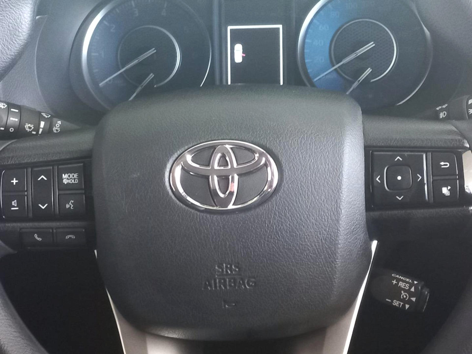 2024 TOYOTA FORTUNER 2.4 GD-6 AT