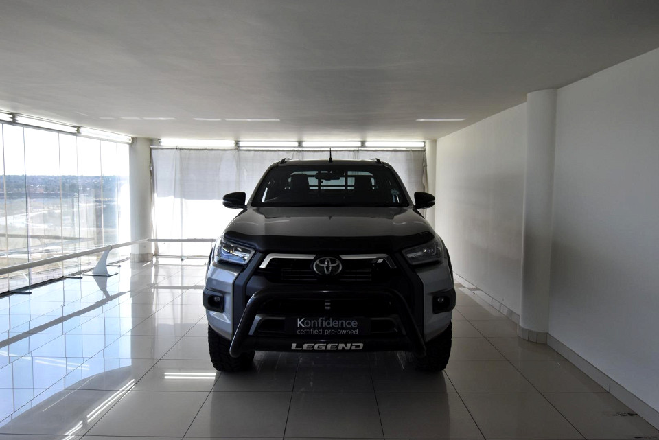 2024 TOYOTA HILUX 2.8 GD-6 LEGEND 4X4 AT X CAB