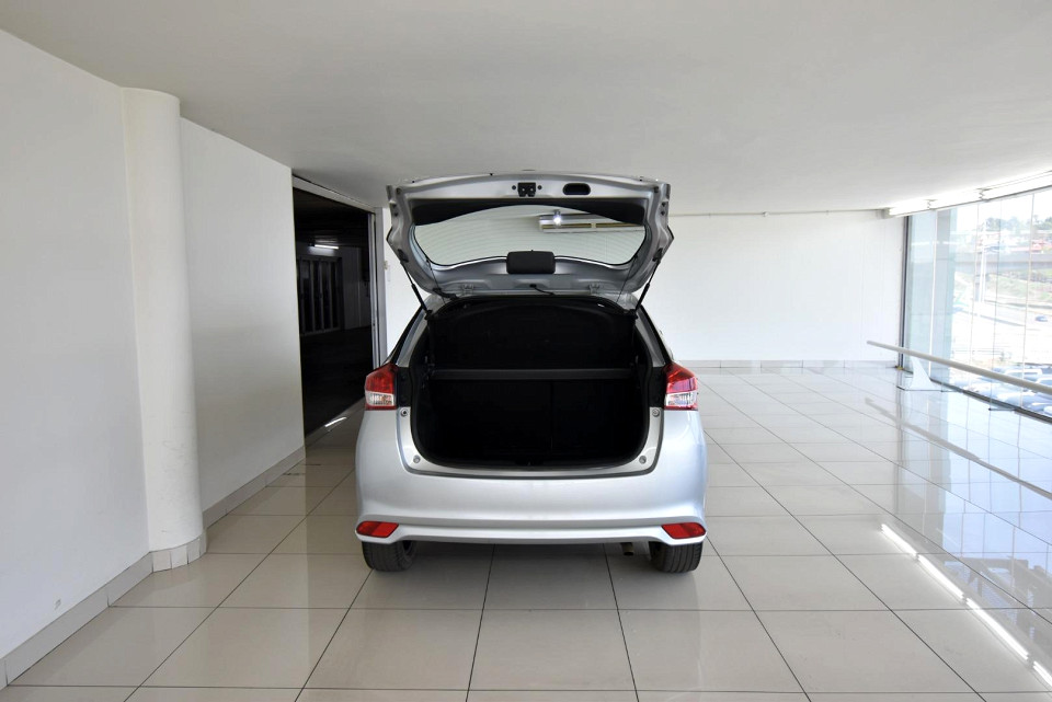 2019 TOYOTA YARIS 1.5 Xs