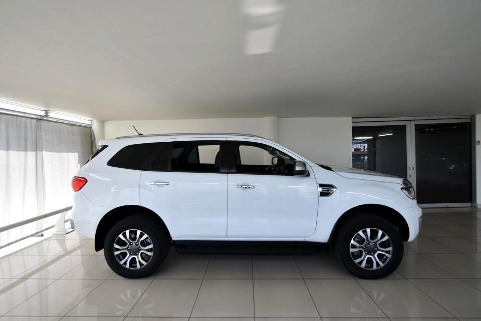 2022 FORD EVEREST 2.0 TURBO XLT 4X2 AT