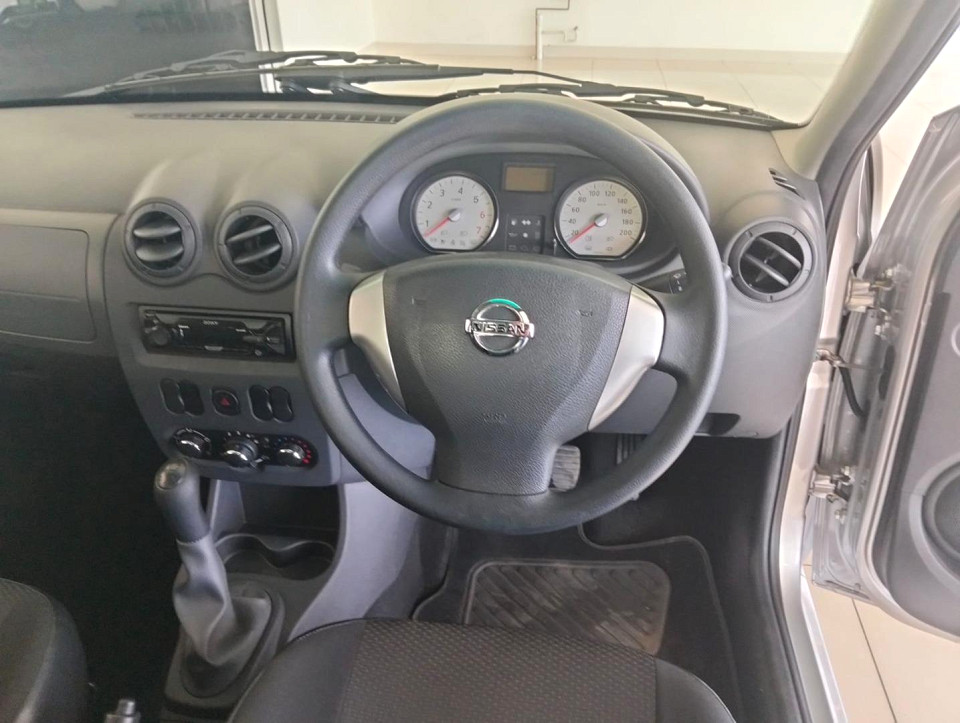 2024 NISSAN NP200 1.6 8V AC SAFETY PACK