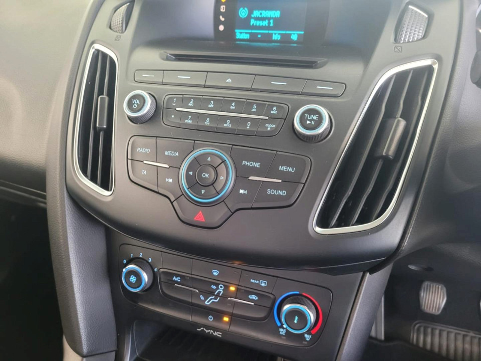2017 FORD FOCUS 1.5 TDCi TREND 4-DOOR