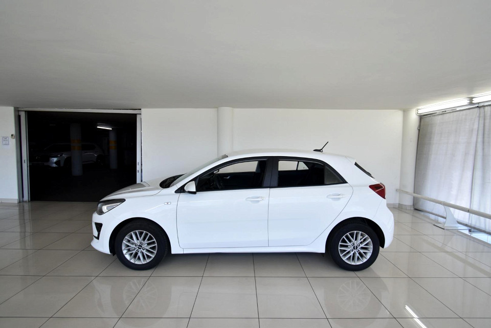 2023 KIA RIO 1.4 LS
