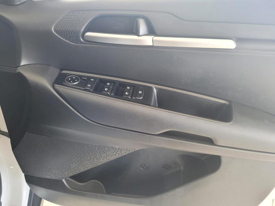 2024 KIA SONET 1.5 LX CVT