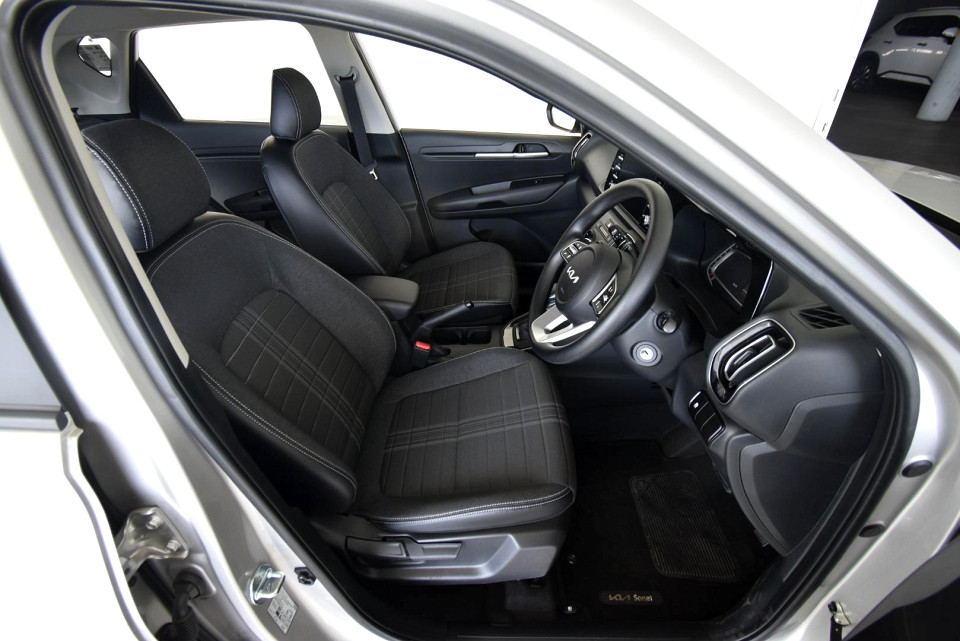 2025 KIA SONET 1.5 LS CVT
