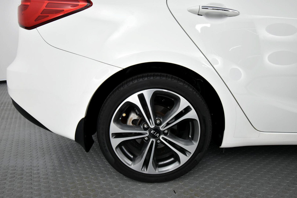 2014 KIA CERATO 2.0 SX 4-DOOR