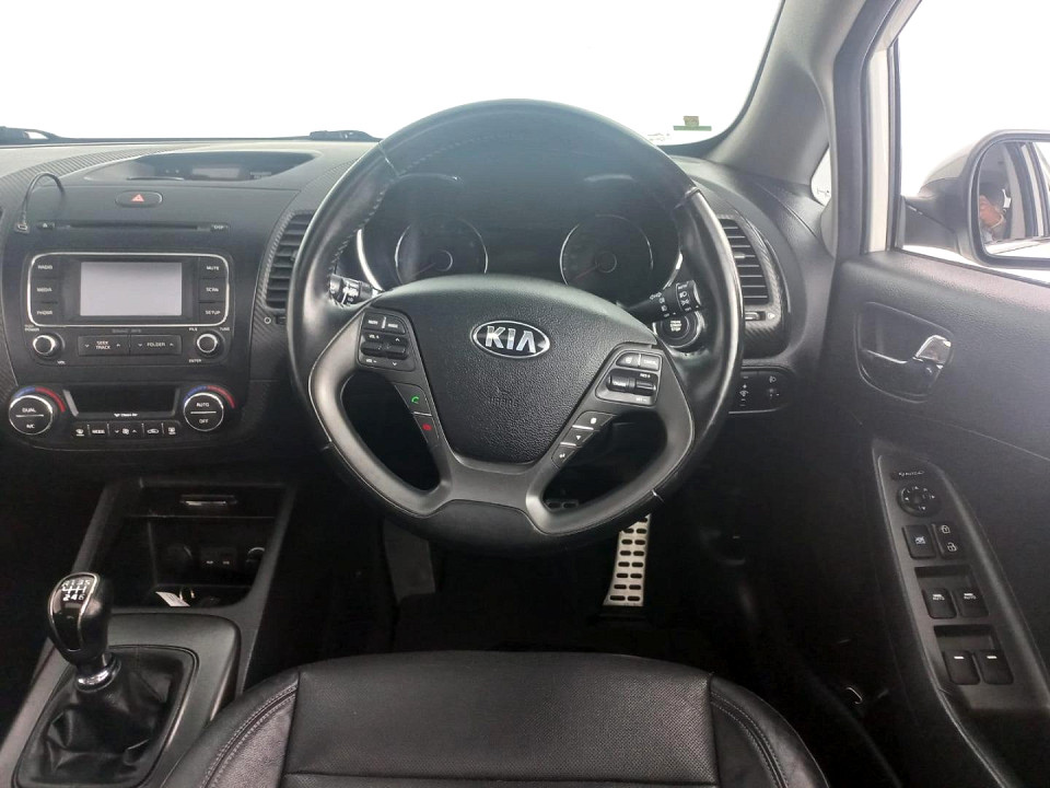 2014 KIA CERATO 2.0 SX 4-DOOR