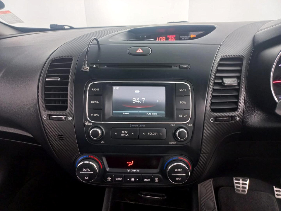 2014 KIA CERATO 2.0 SX 4-DOOR