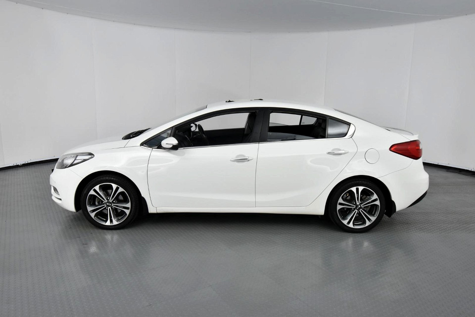 2014 KIA CERATO 2.0 SX 4-DOOR