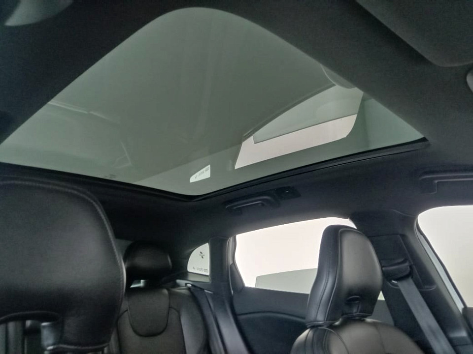 2019 VOLVO V40 D3 MOMENTUM GEARTRONIC