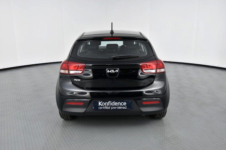 2023 KIA RIO 1.4 LS