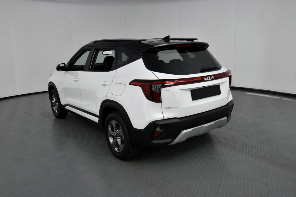 2024 KIA SELTOS 1.5 LX CVT