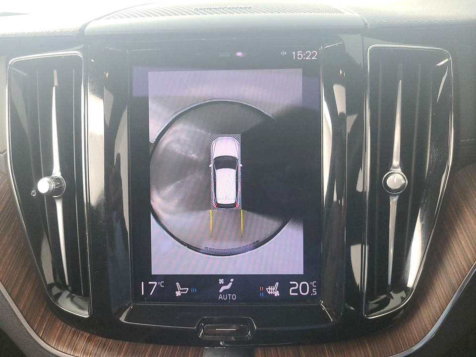 2021 VOLVO XC60 D4 R-DESIGN AWD GEARTONIC