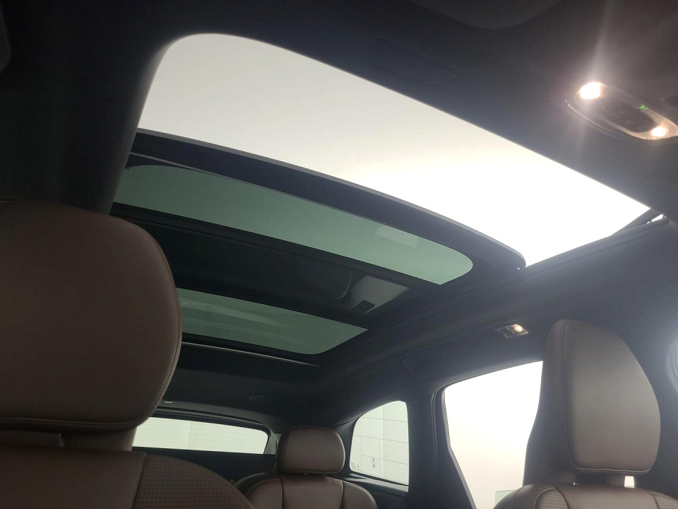 2021 VOLVO XC60 D4 R-DESIGN AWD GEARTONIC