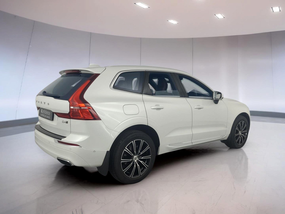2021 VOLVO XC60 D4 R-DESIGN AWD GEARTONIC