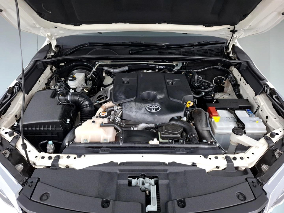 2021 TOYOTA FORTUNER 2.8 GD-6 RAISED BODY AT