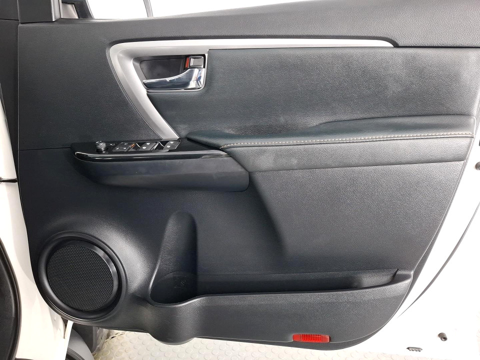 2021 TOYOTA FORTUNER 2.8 GD-6 RAISED BODY AT