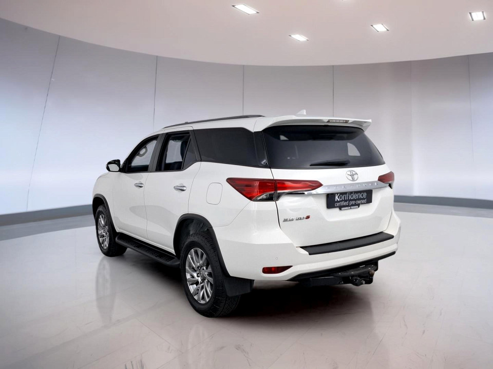 2021 TOYOTA FORTUNER 2.8 GD-6 RAISED BODY AT