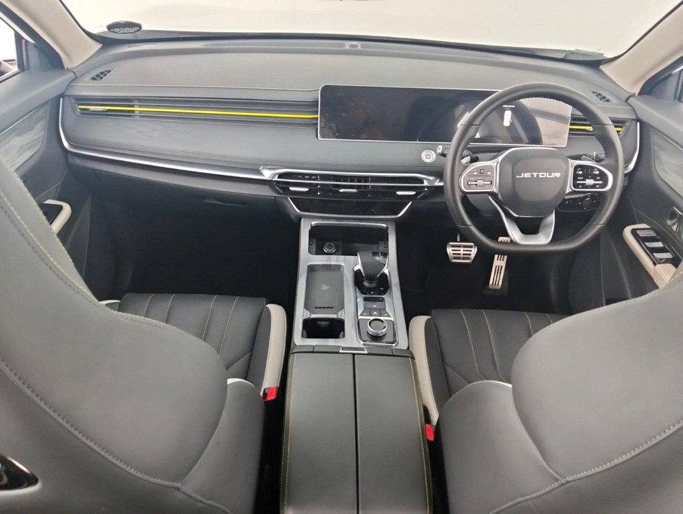 2025 JETOUR DASHING 1.5T MOMENTUM