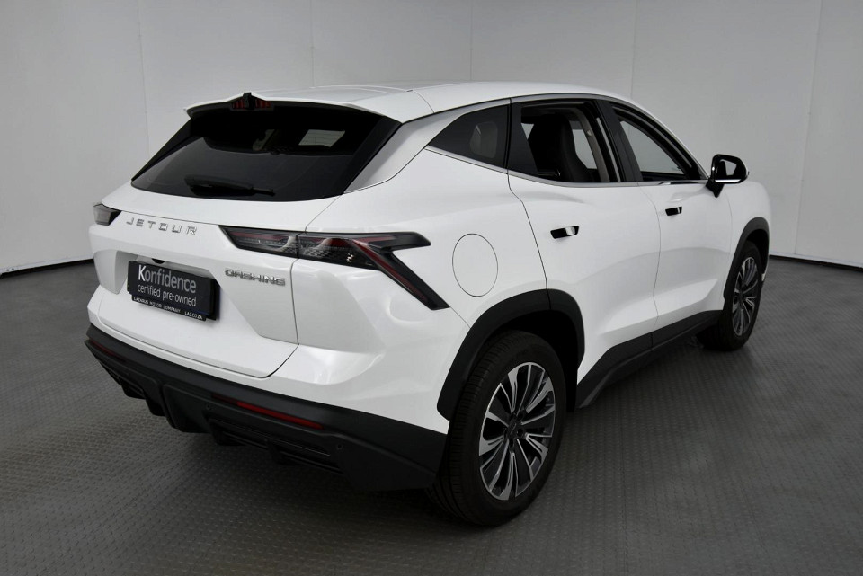 2025 JETOUR DASHING 1.5T MOMENTUM