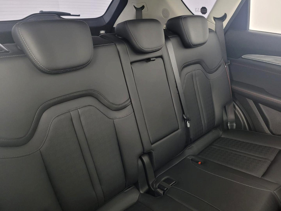 2025 JETOUR X70 PLUS 1.5T DELUXE