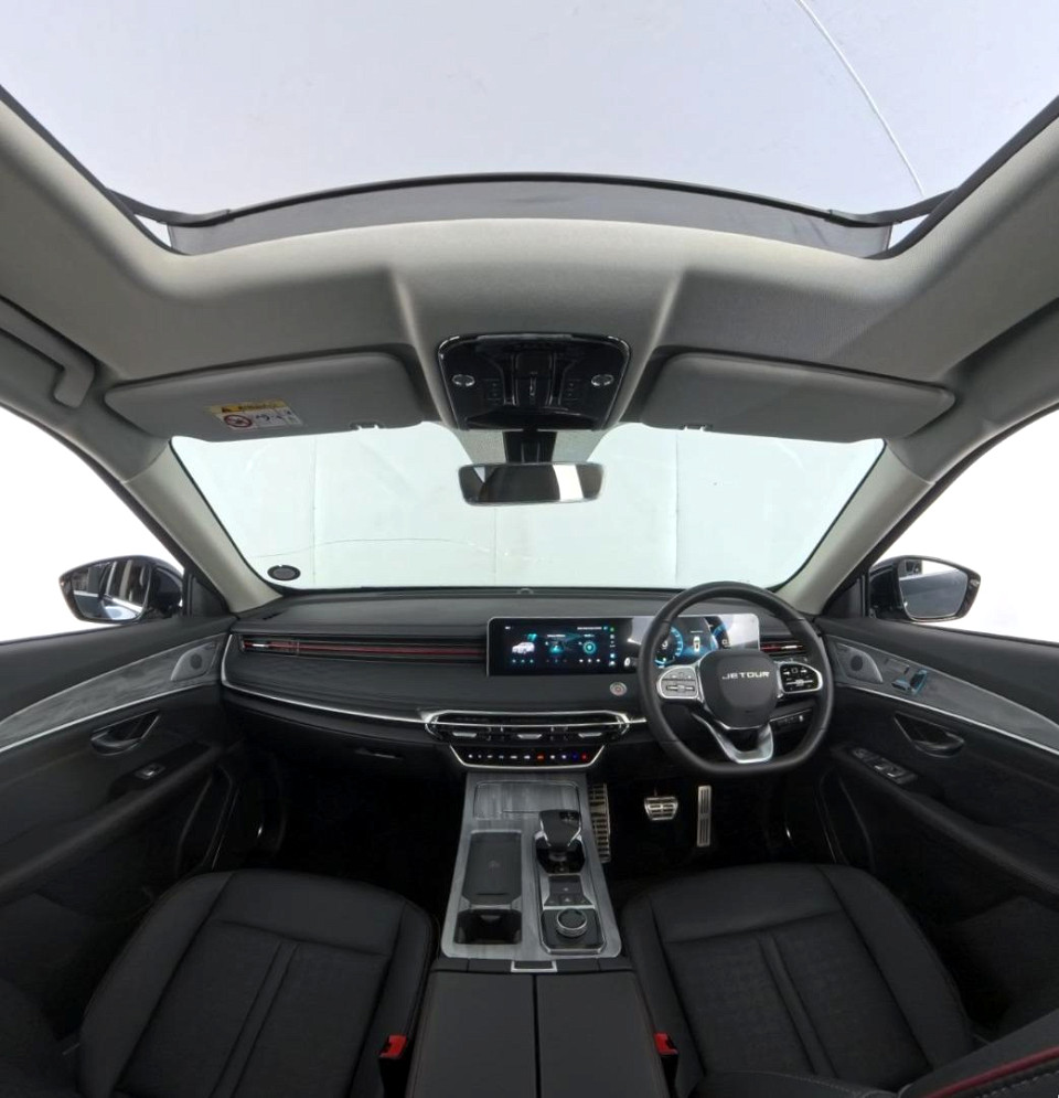2025 JETOUR X70 PLUS 1.5T DELUXE