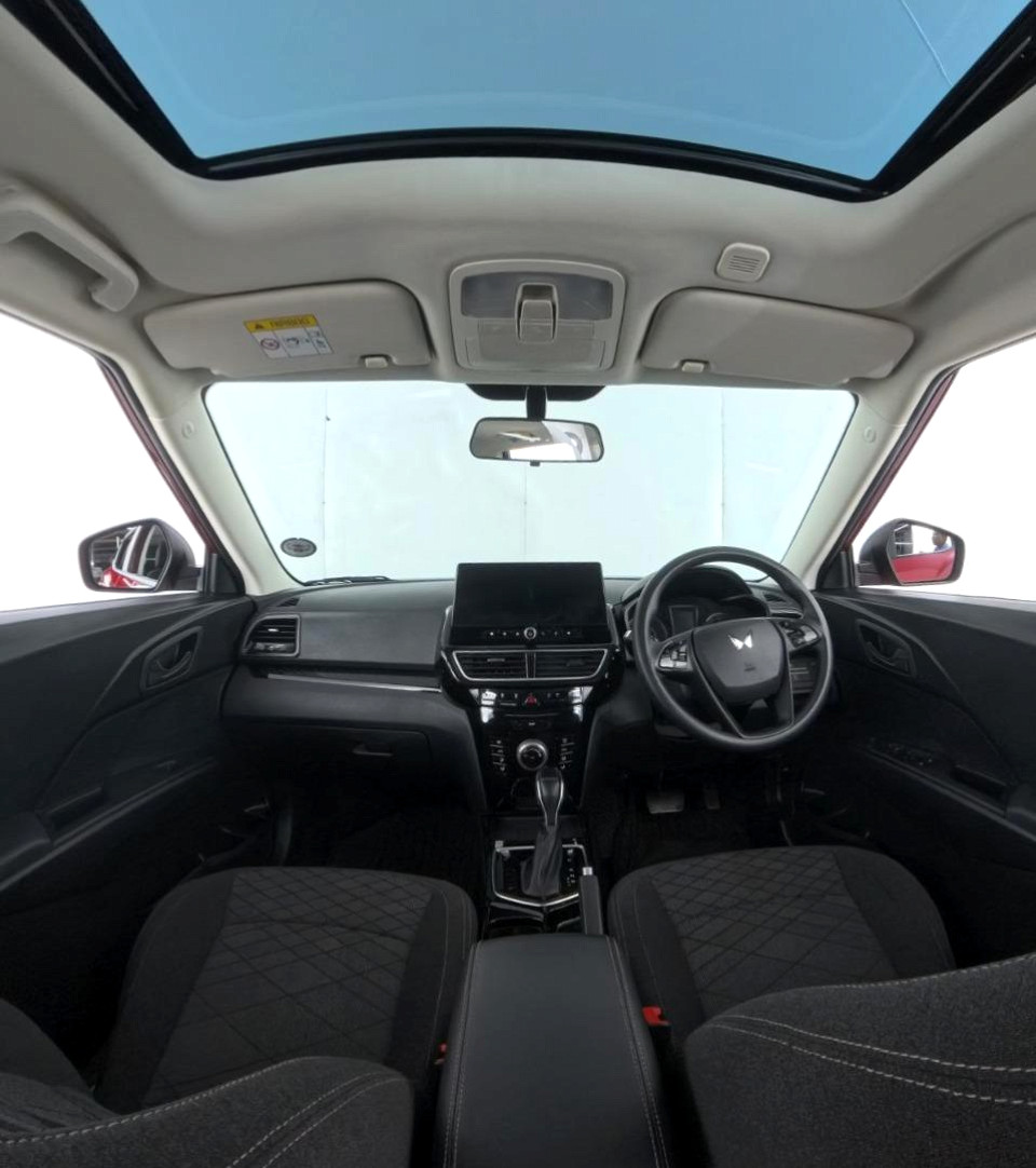 2025 MAHINDRA XUV3X0 1.2T MX3 AT