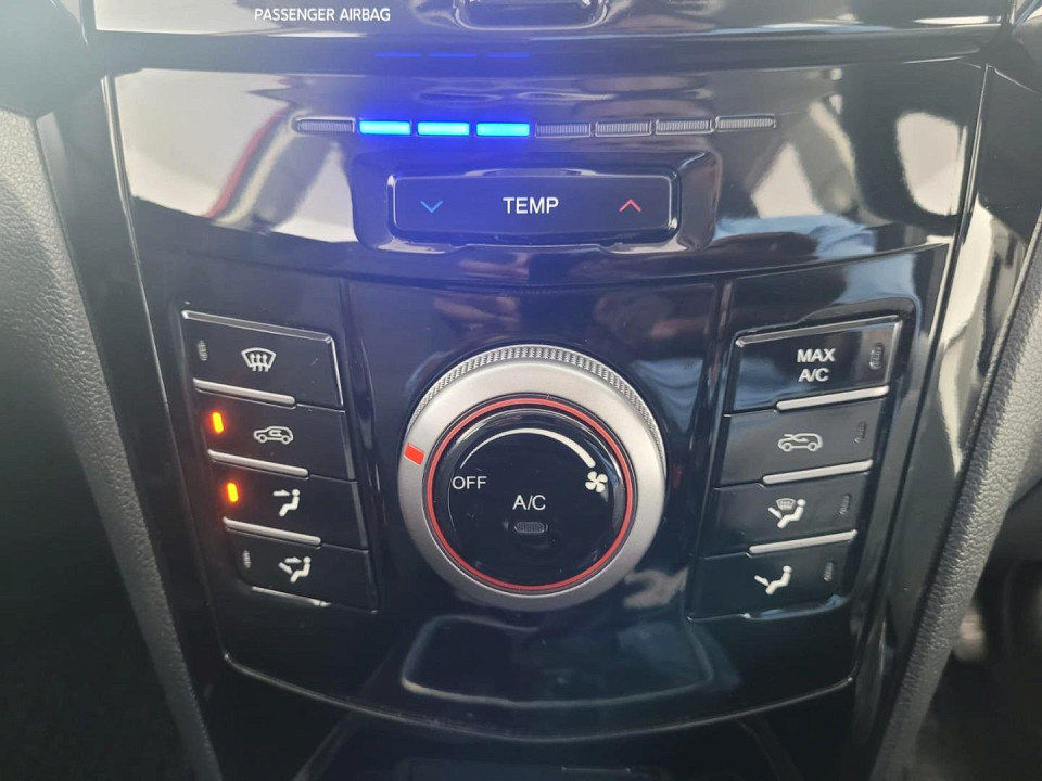 2025 MAHINDRA XUV3X0 1.2T MX3 AT