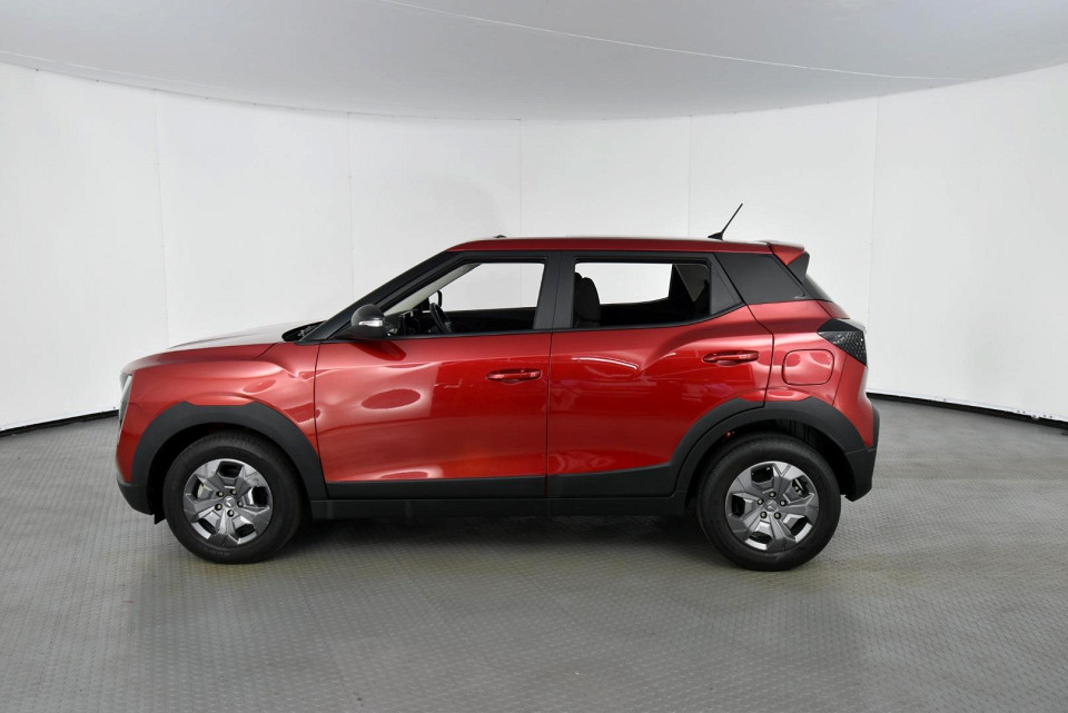 2025 MAHINDRA XUV3X0 1.2T MX3 AT