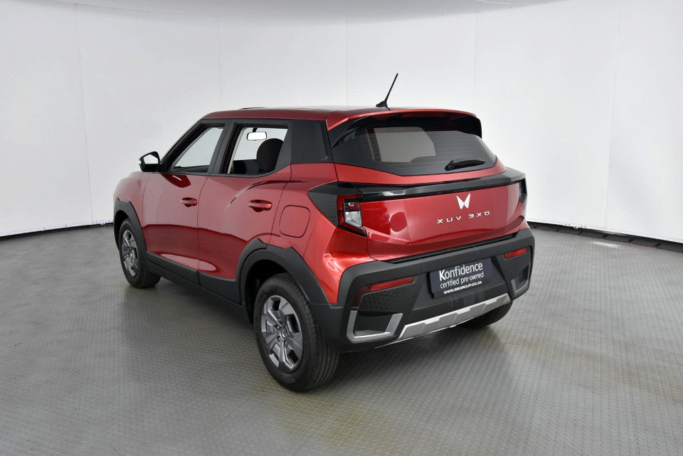 2025 MAHINDRA XUV3X0 1.2T MX3 AT