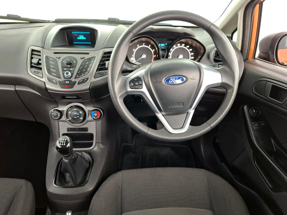 2014 FORD FIESTA 1.4 AMBIENTE AC+AUDIO+BT