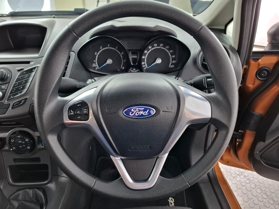 2014 FORD FIESTA 1.4 AMBIENTE AC+AUDIO+BT