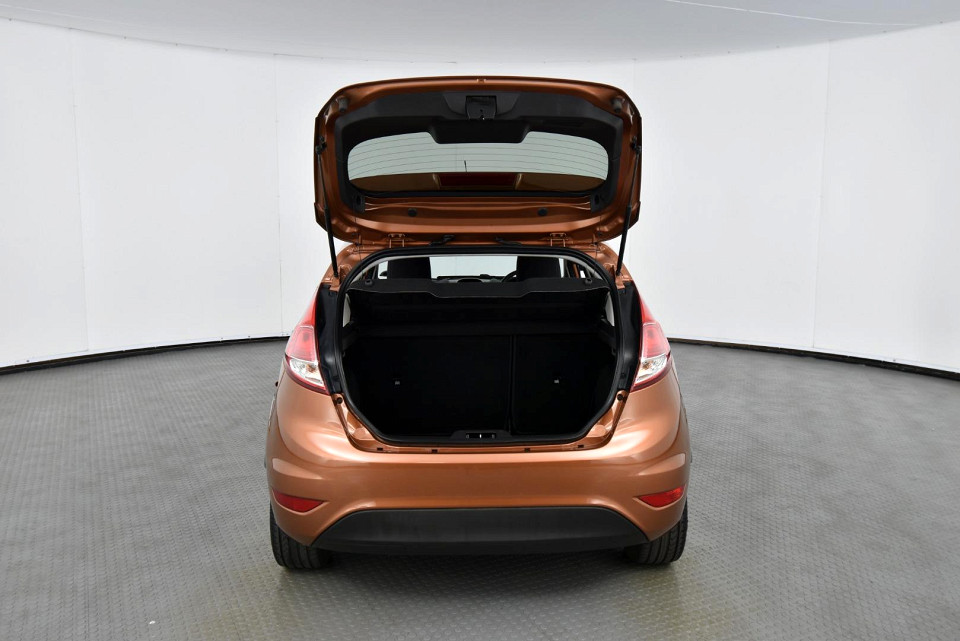 2014 FORD FIESTA 1.4 AMBIENTE AC+AUDIO+BT