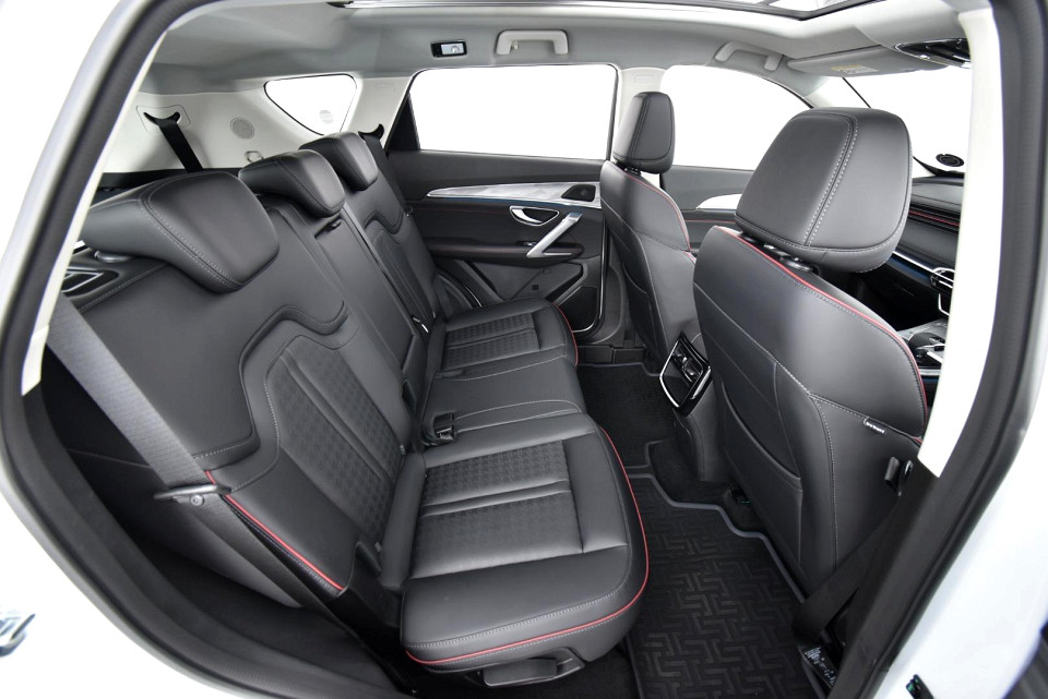 2025 JETOUR X70 PLUS 1.5T DELUXE