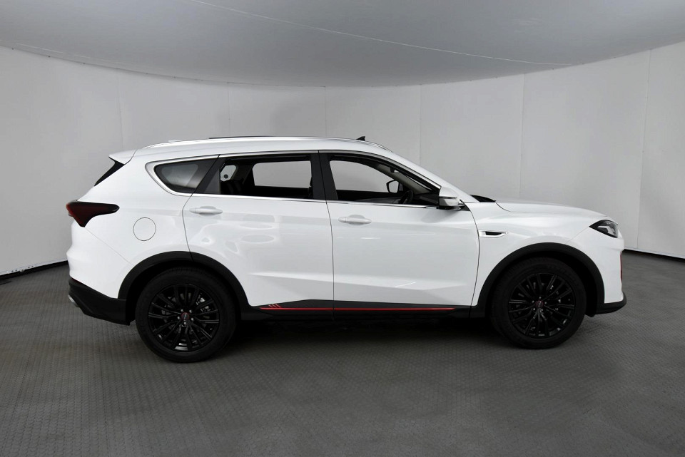 2025 JETOUR X70 PLUS 1.5T DELUXE